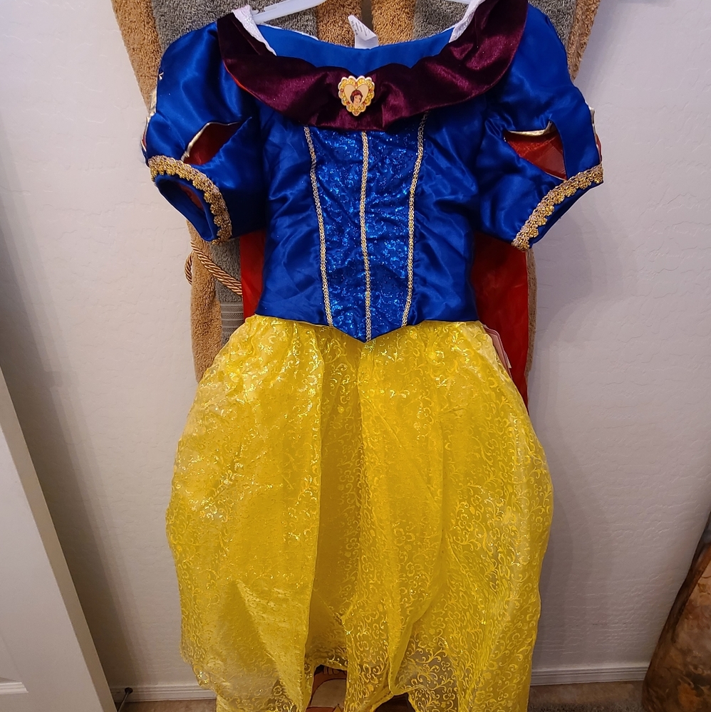 Snow White Dress